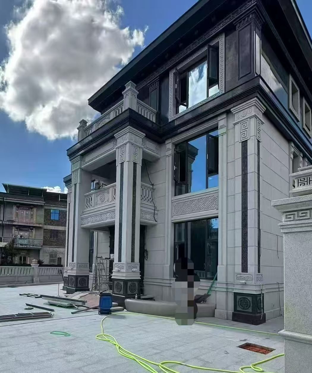 武威 别墅干挂，芝麻白与芝麻黑完美配合