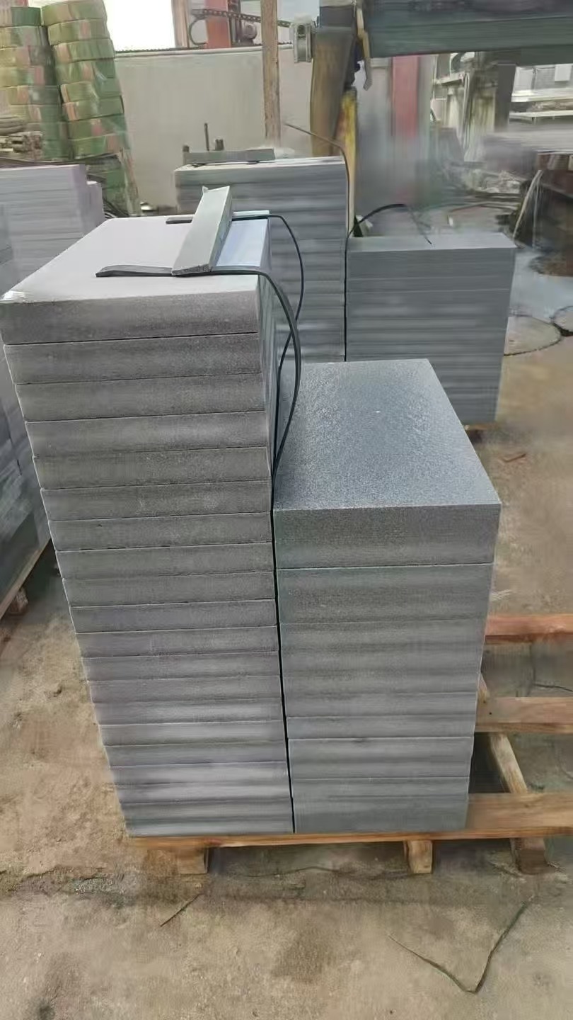 武威 芝麻灰火烧面300*600*50地铺石材